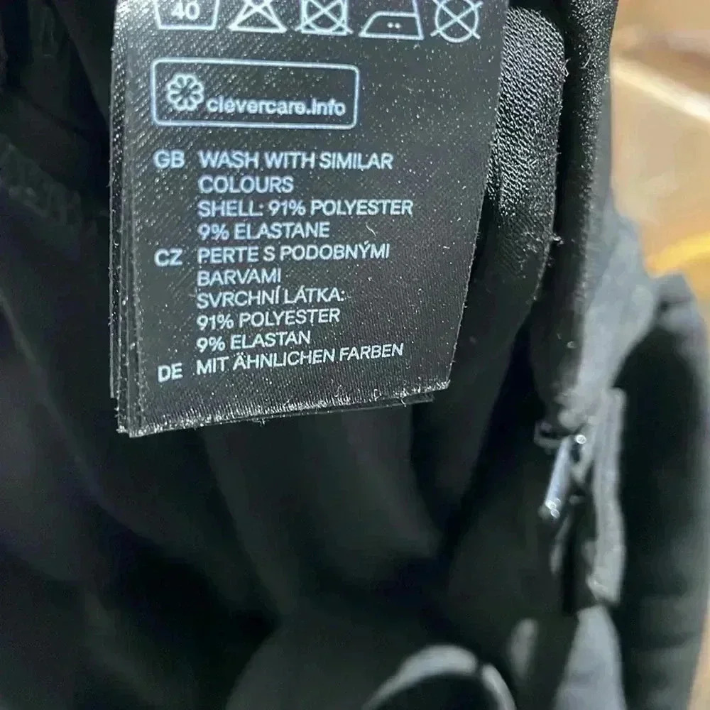 H&M Jumpsuit - Picture 7 of 7